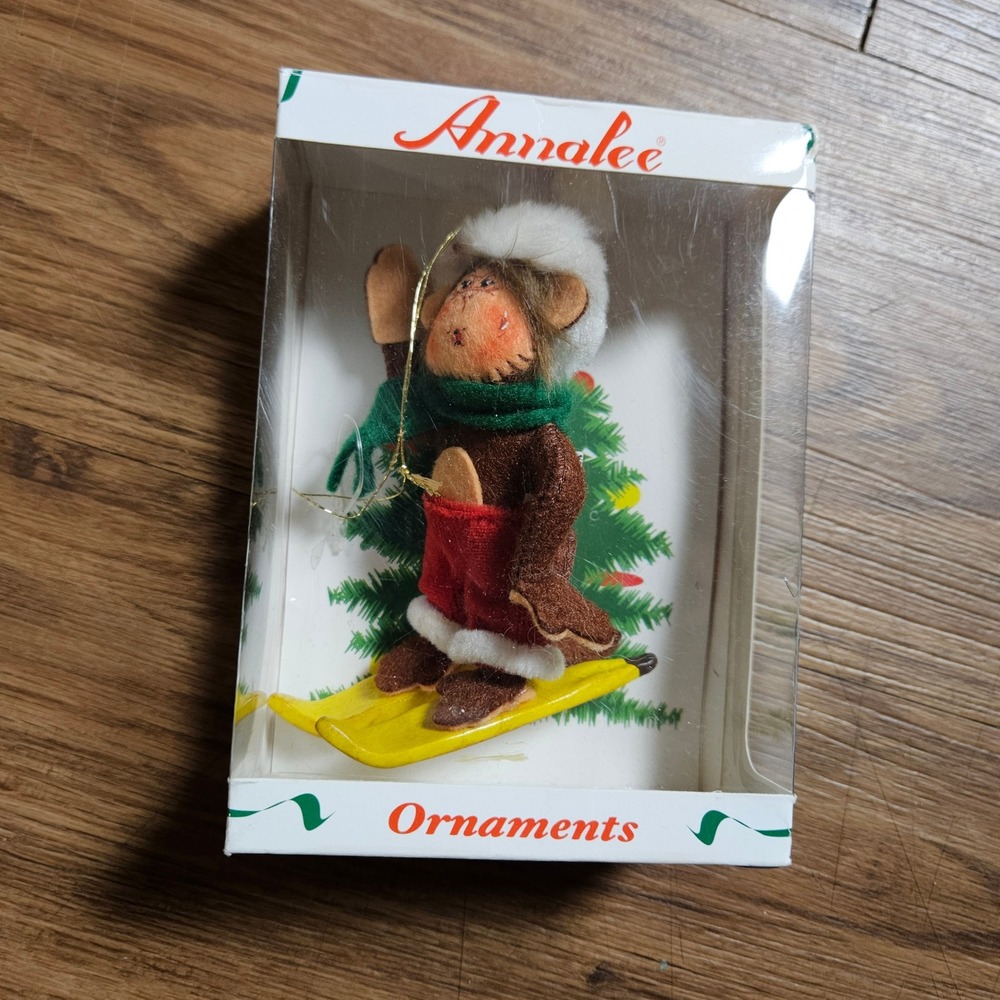 2009 Annalee 3" Slip Sliding Monkey on Banana Ski Christmas Ornament 701609 NIB